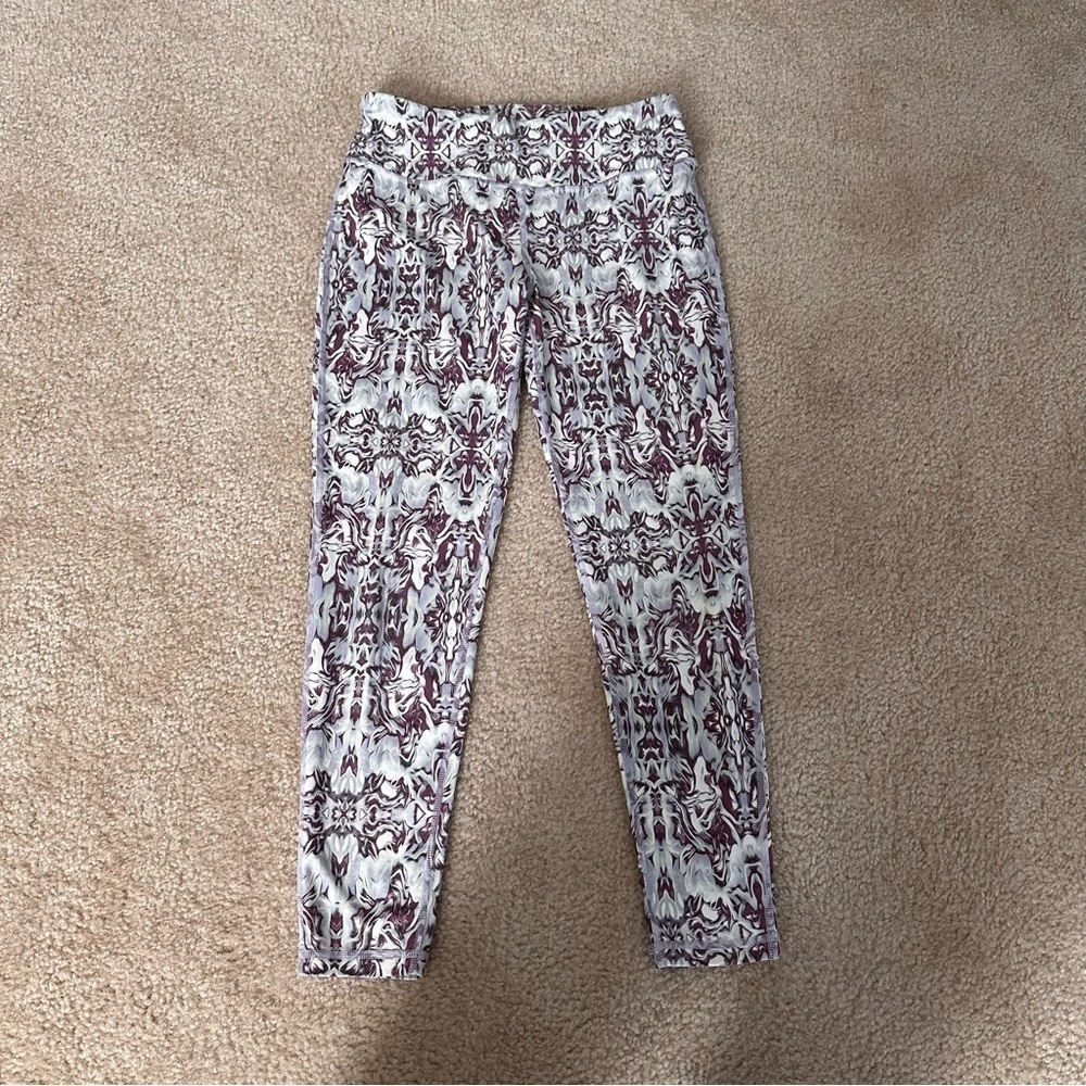 EUC Women’s Sweaty Betty The Contour 7/8 Length Printed Leggings!